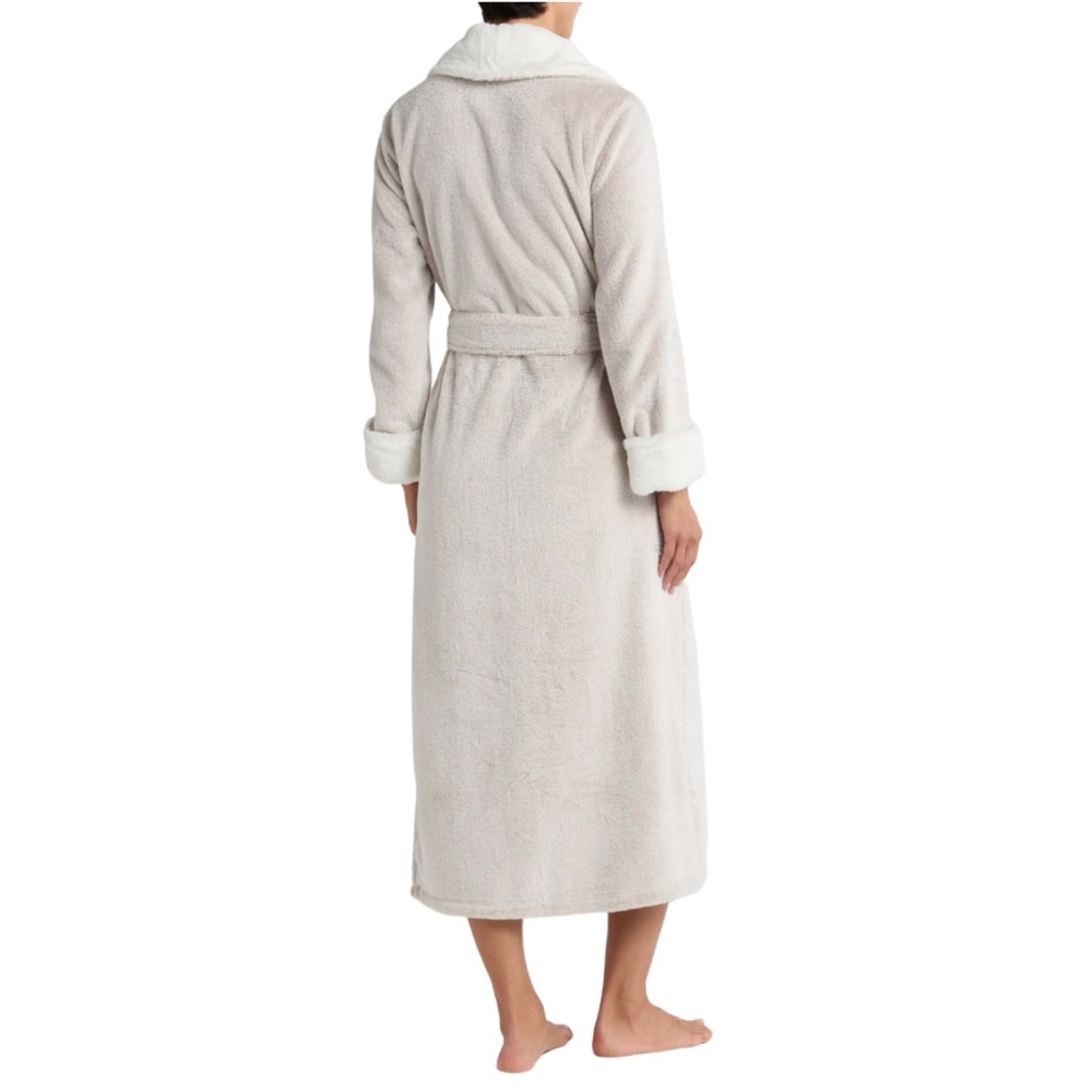 Oscar De La Renta Robe - Picture 8 of 8